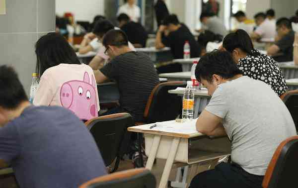 全面解读60岁以上工伤赔偿标准及老年人工伤权益保障