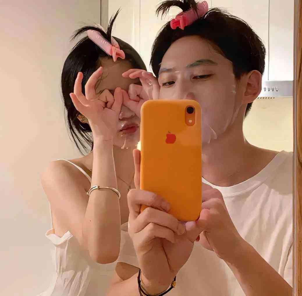 AI绘画真人动漫角色：一键生成创意文案与高清动漫头像，满足个性化创作需求