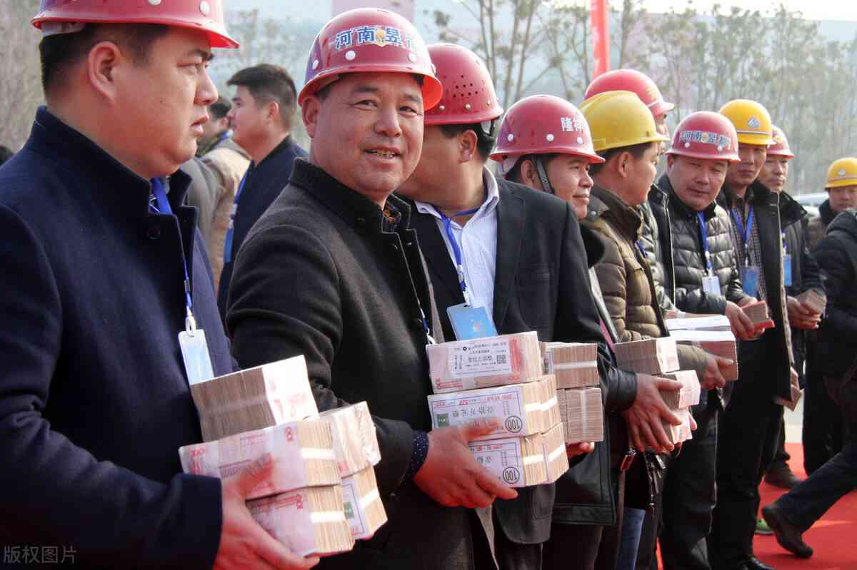 建筑工地上受伤认定工伤