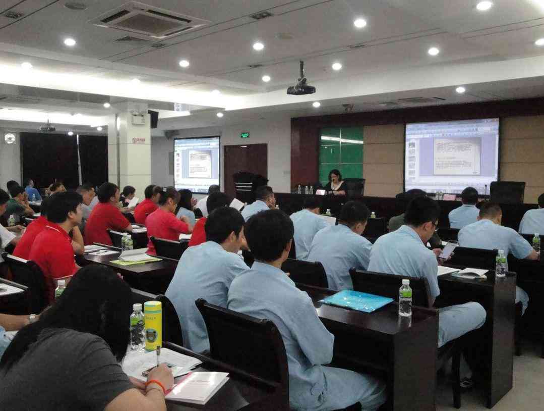 建筑工程工伤认定办法：最新全文与规定要点概述