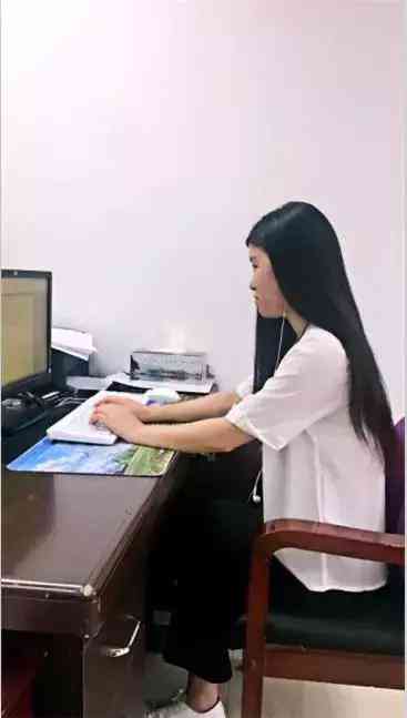彩云ai写作软件