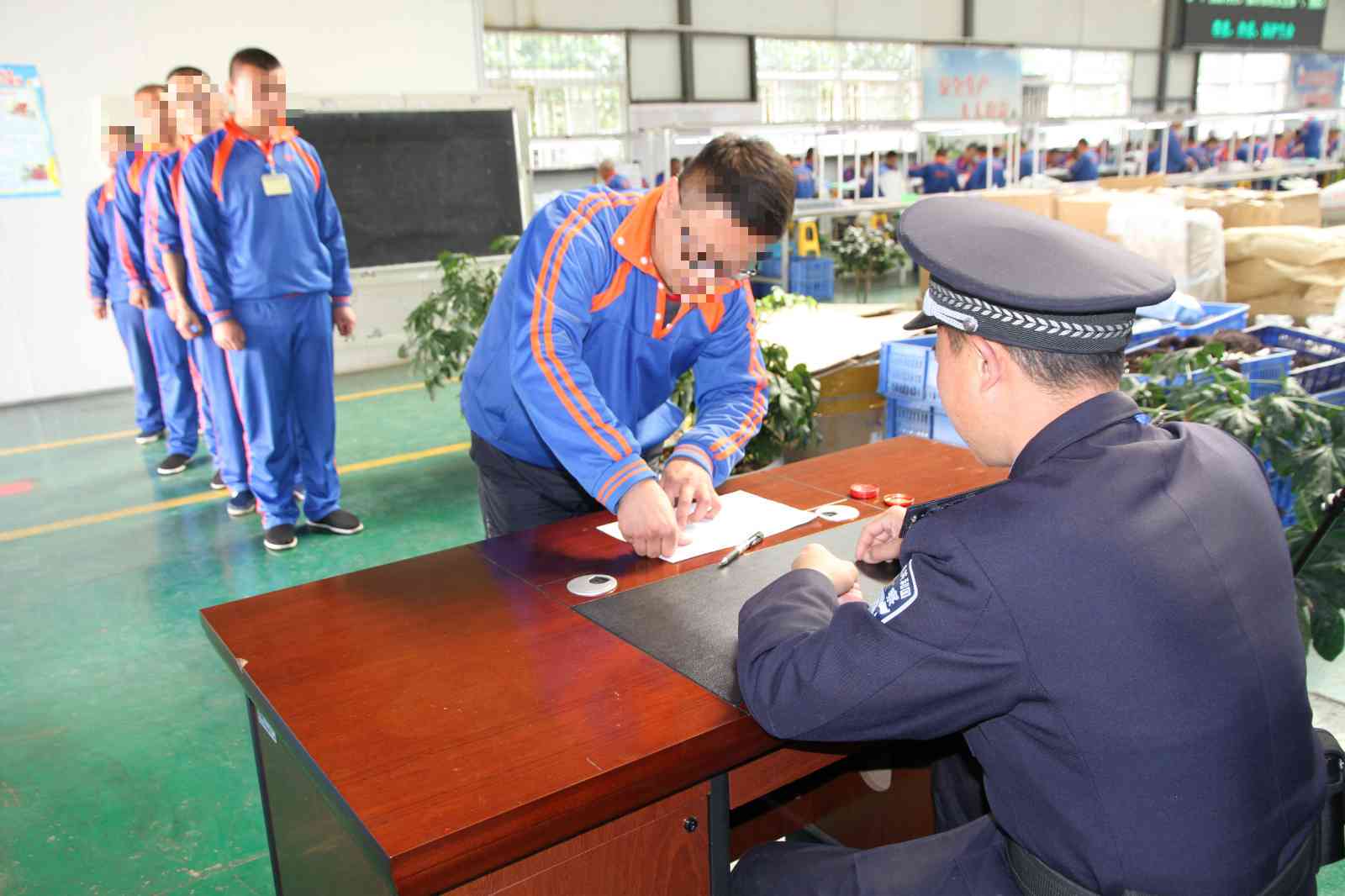 强制戒期内劳动是否计入工龄探讨