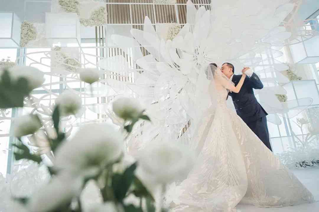 AI婚纱照生成：一键打造梦幻婚礼摄影，全面解决个性化婚纱照制作需求