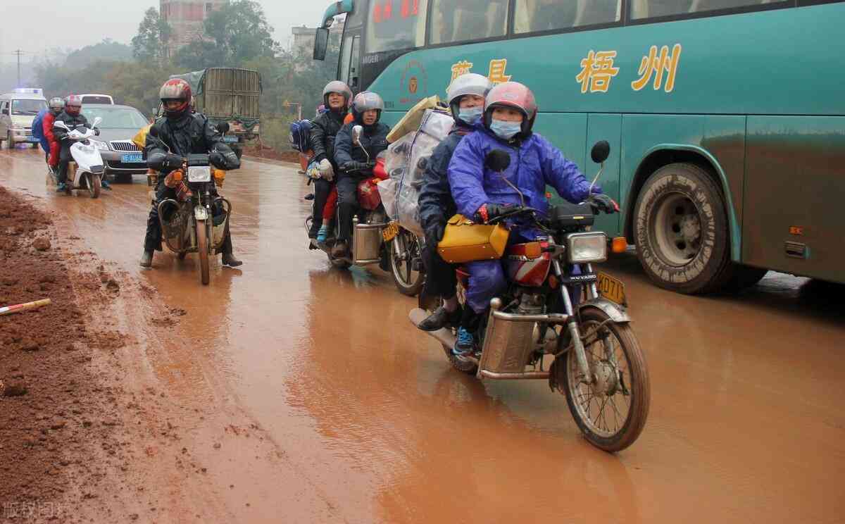 '工伤认定前置：为何未认定工伤导致赔偿难题'