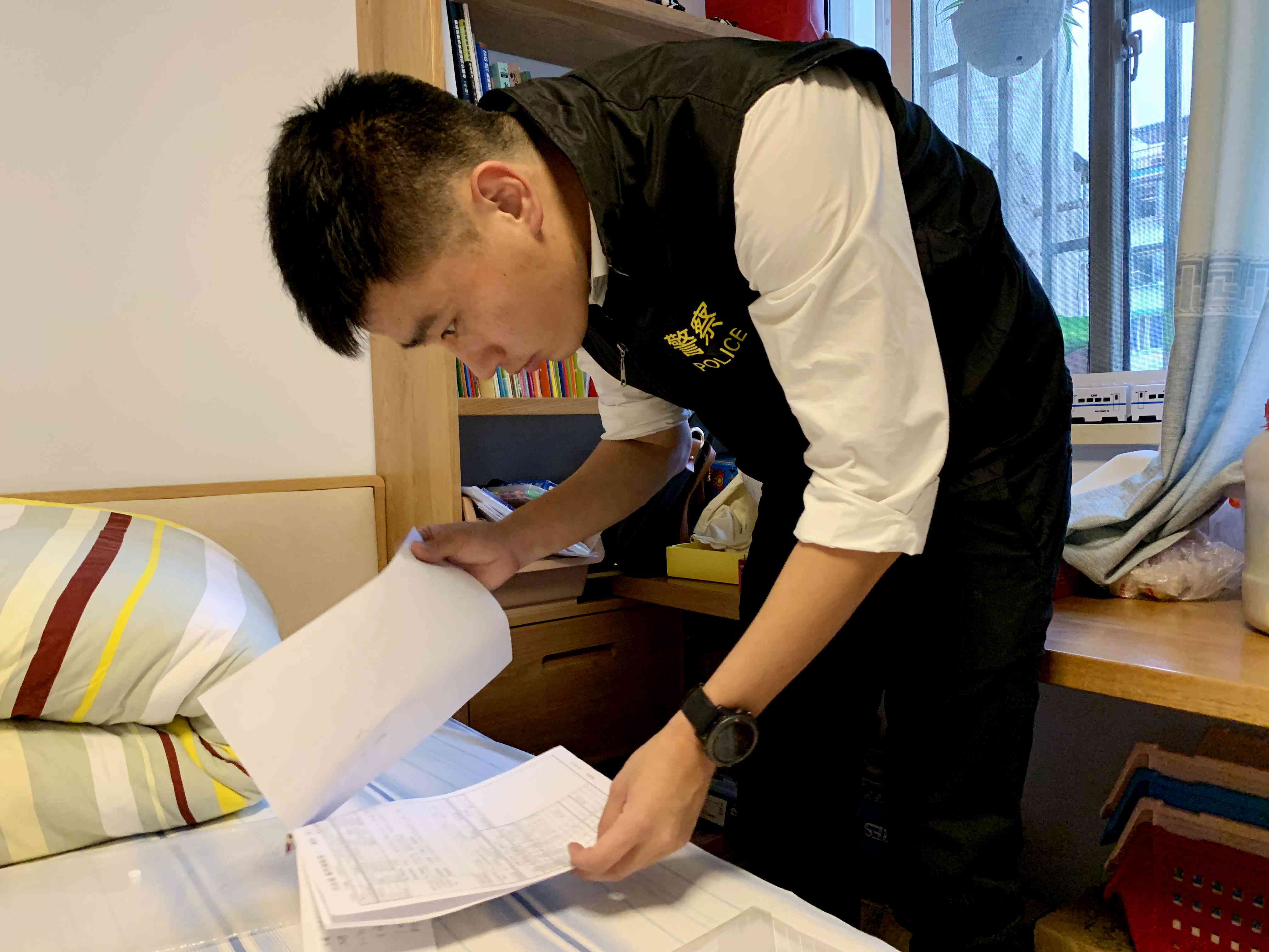 保险公司怎么认定伤残：伤残等级、鉴定标准及赔偿规定