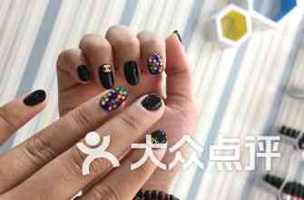 直播界美甲达人：揭秘在线美甲直播如何实现盈利之路