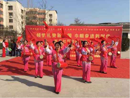 '银发族'抱团共创养老新模式——携手共度夕阳红 