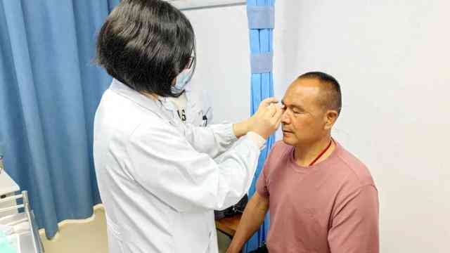 探索急性脊柱炎：有效治疗方法与治愈可能性分析