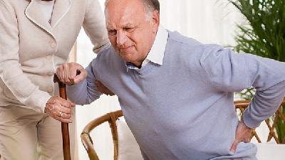 慢性劳损严重吗：症状、治疗与女性应对方法