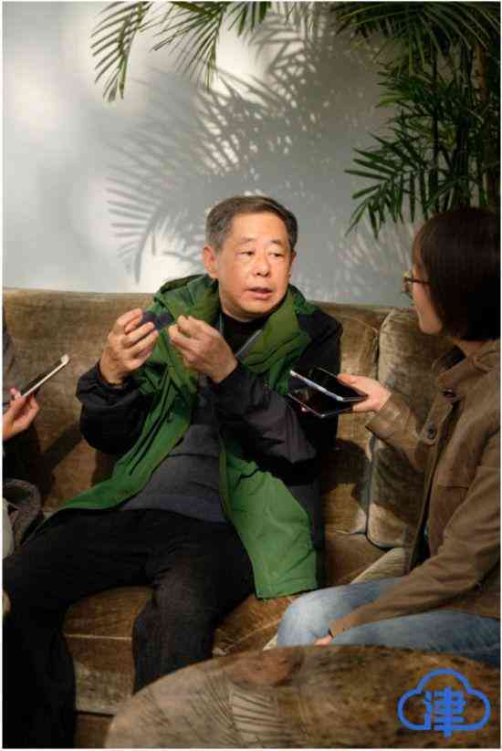 利用AI智能写作高效创收：打造自动化写作赚钱新途径