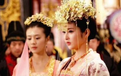 AI创作攻略：公主如何全方位绽放光芒——涵角色塑造、故事情节与视觉效果