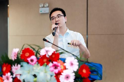'如何利用AI创作打造更具美感的视觉佳作'