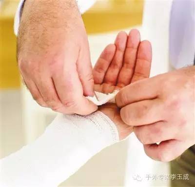 手外伤能否认定工伤