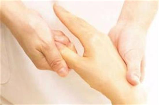 手腕腱鞘炎手术全解析：适应症、术式选择、恢复与费用指南