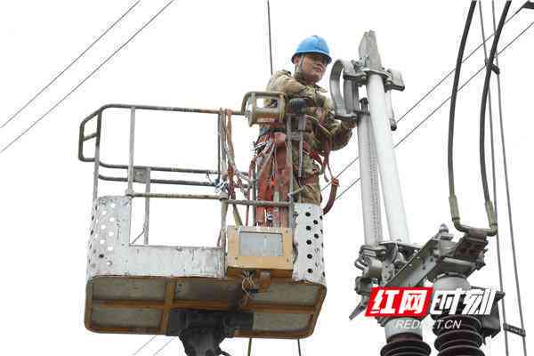 基于电网实训报告的心得体会与关键技能总结撰写指南