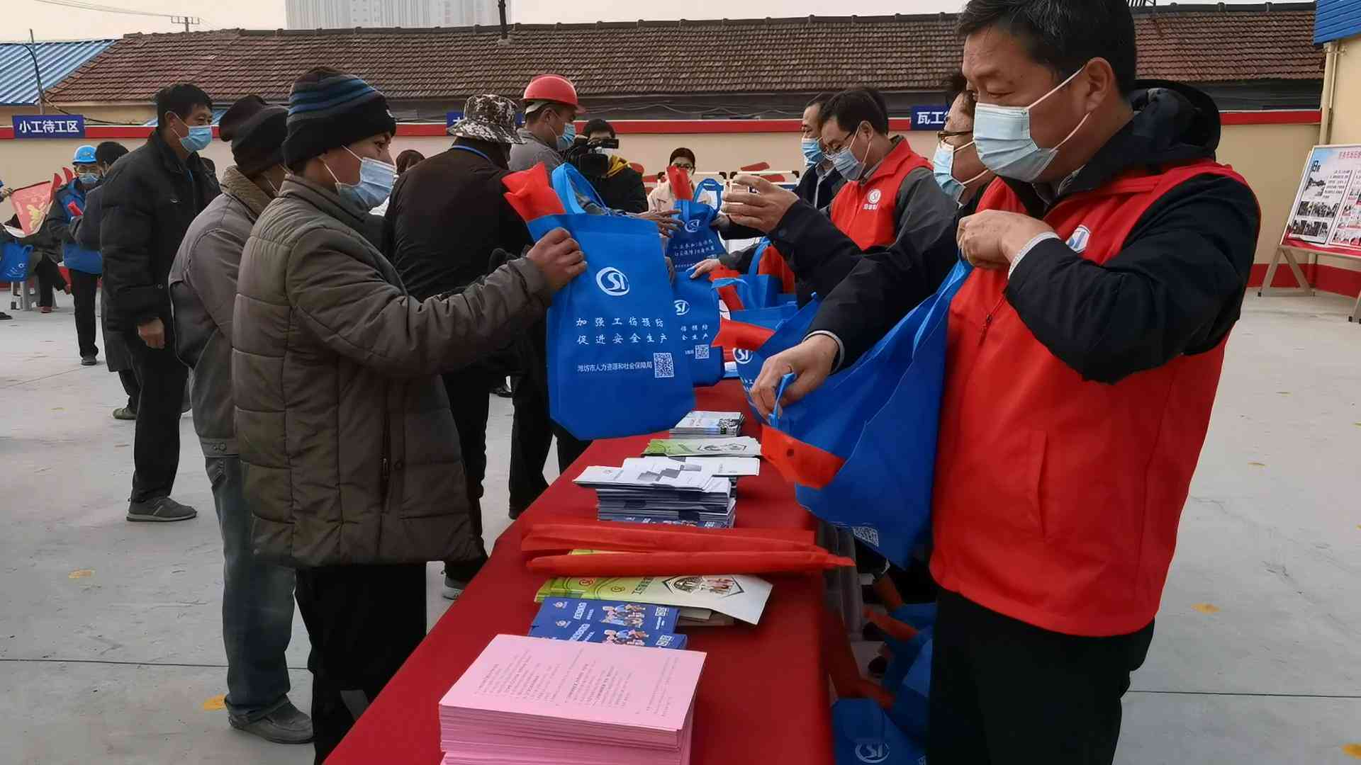 零工受伤工伤认定与赔偿指南：涵权益保障、赔偿流程及常见问题解答