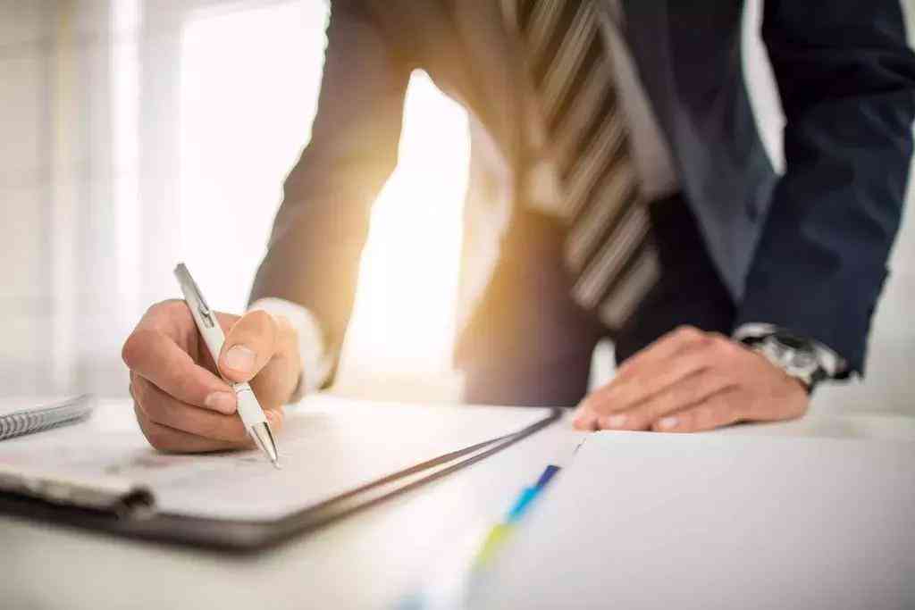 承包关系可以劳动仲裁吗：合同纠纷处理、劳动局求助与法律依据探讨