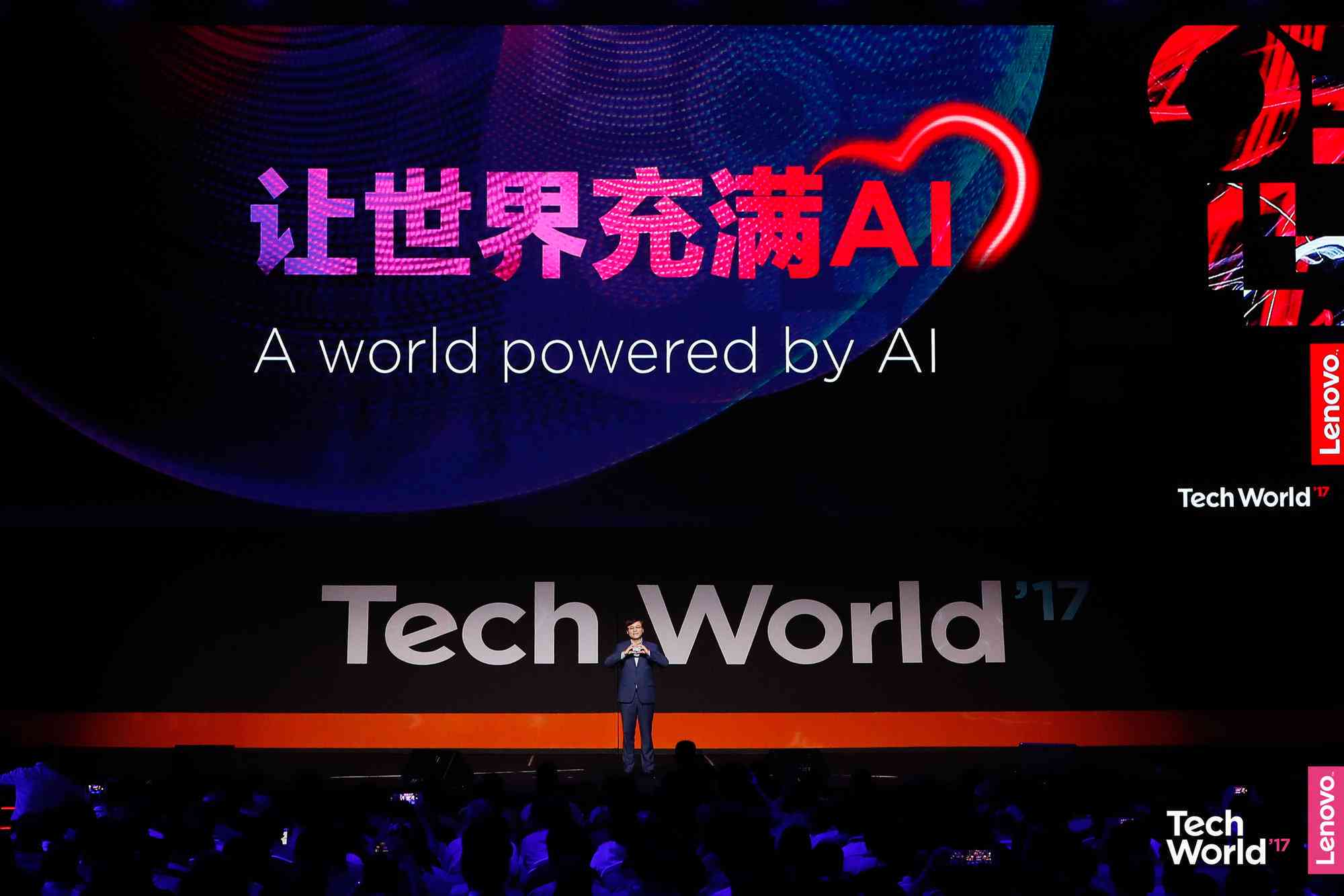 'AI文案创作工具横向对比：盘点热门软件哪家更胜一筹'