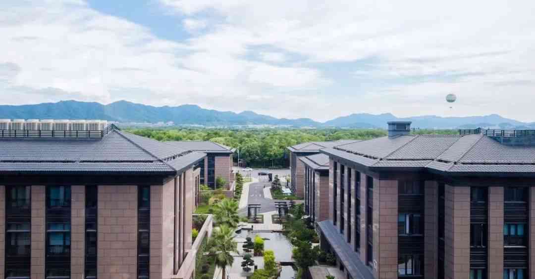 星星酒店全方位析：室内外全景与周边环境详细介绍