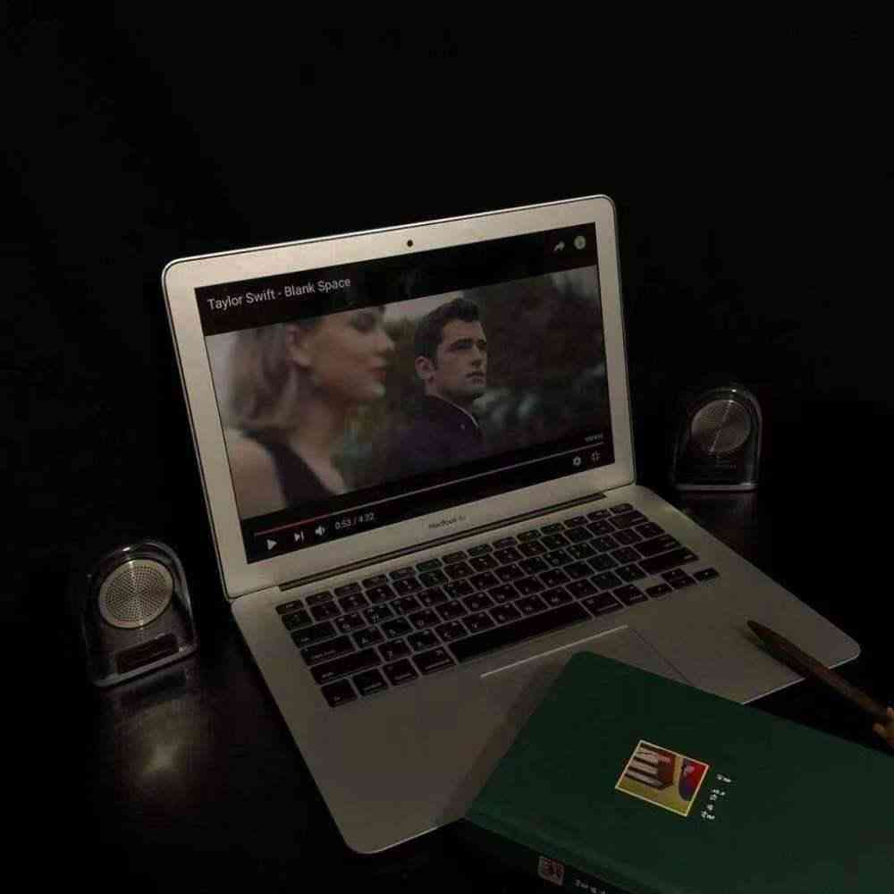 AI脸文案全部：打造个性化头像，解锁创意新境界
