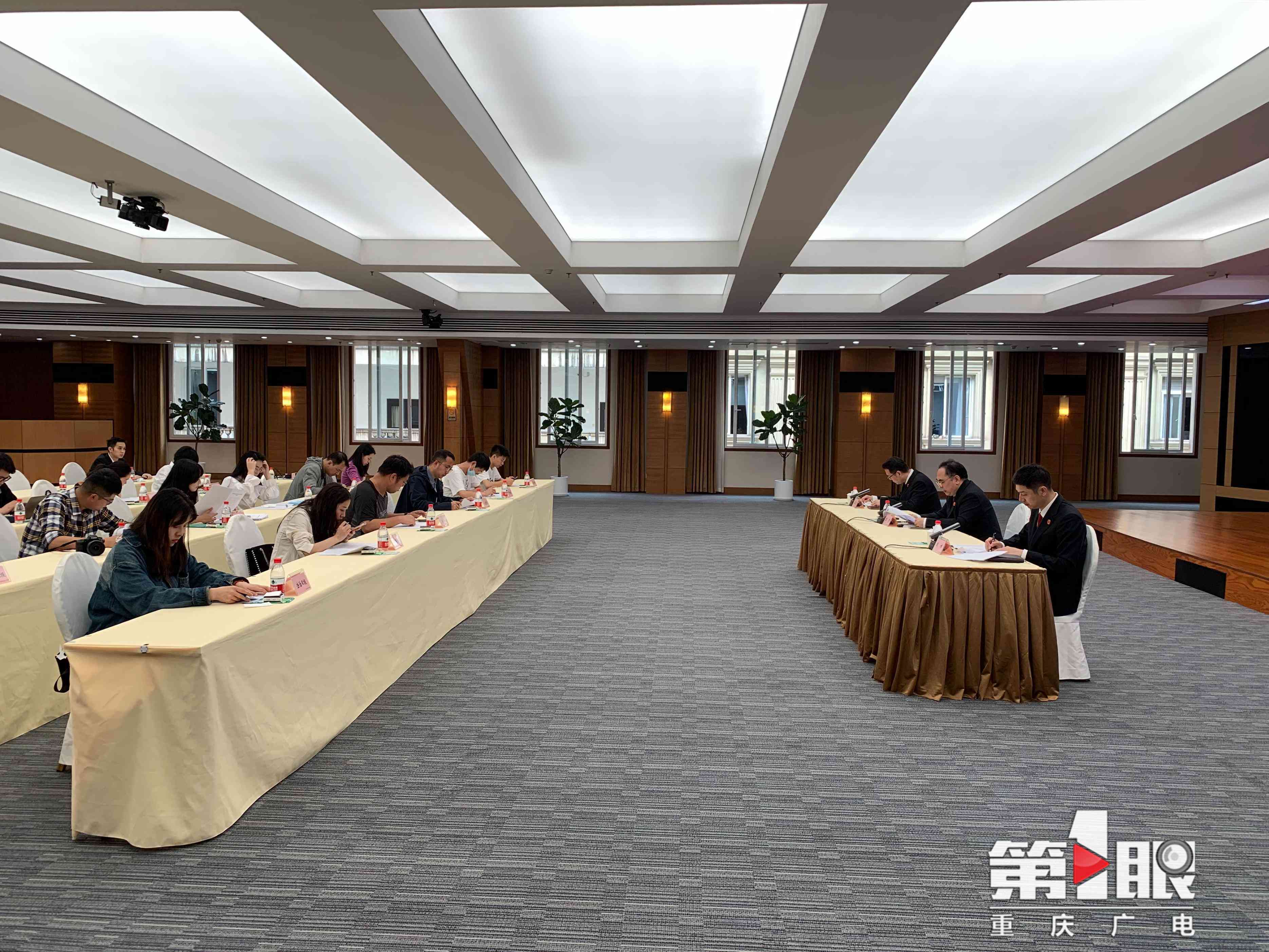 拒绝工伤治疗可以享受工伤待遇吗：工伤职工拒绝治疗后的保险待遇问题