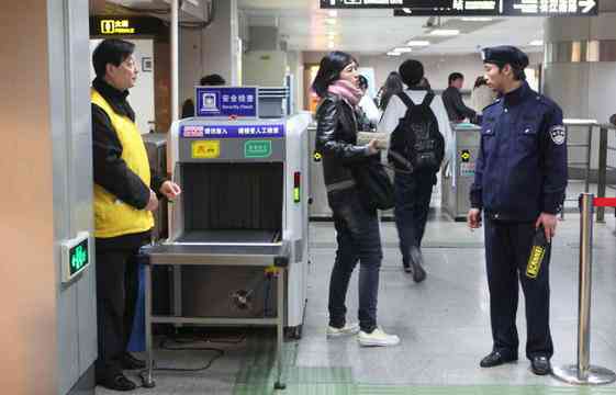 '提前离岗员工薪资调整与涨幅分析'