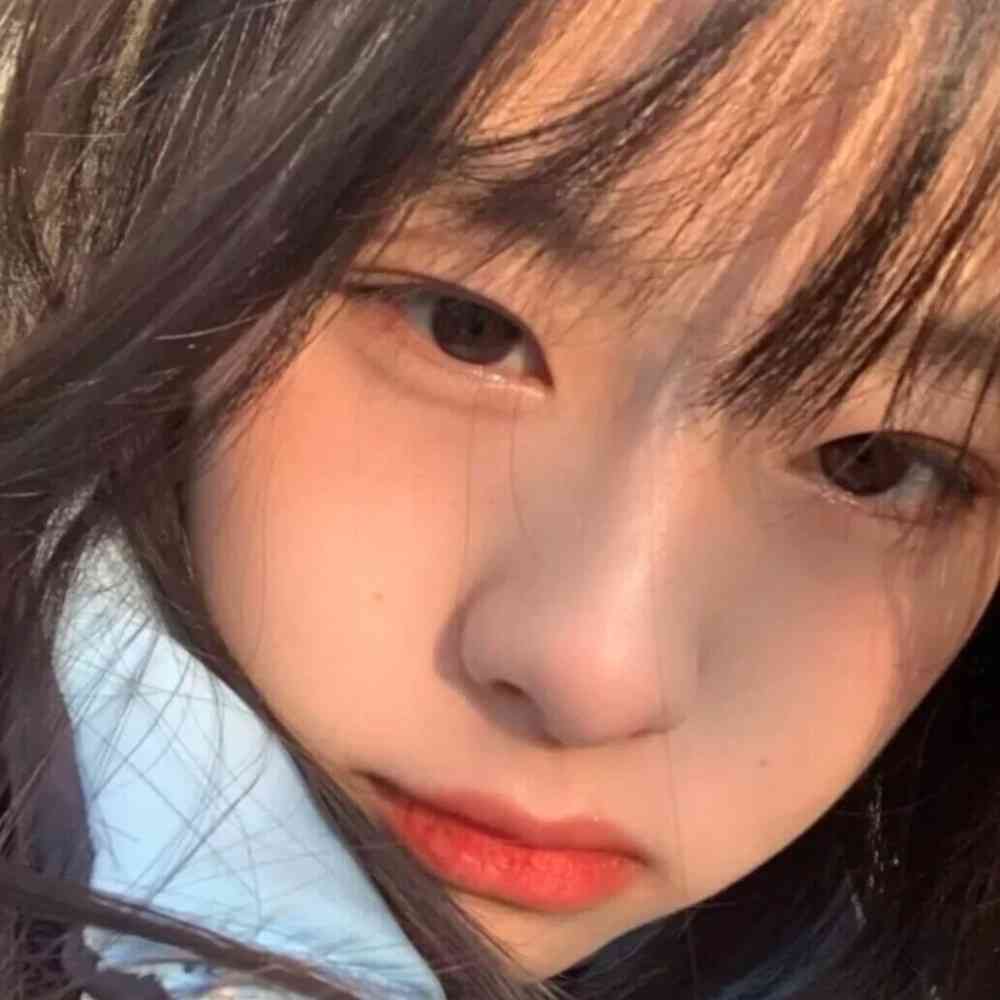 动态文案爱情：浪漫与伤感短句集锦