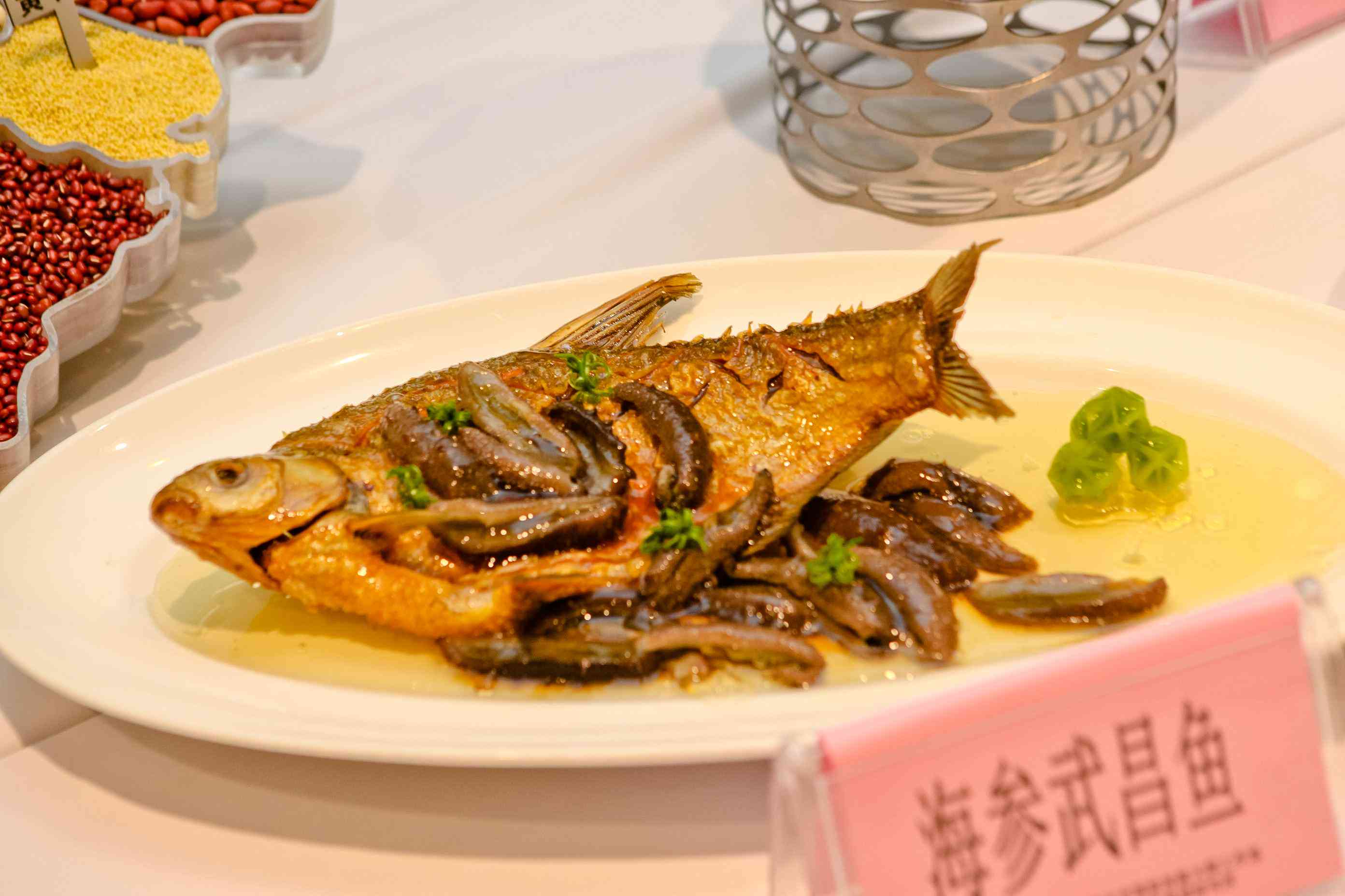 「Air 动漫宴：燃情剧情与精美画面解析」