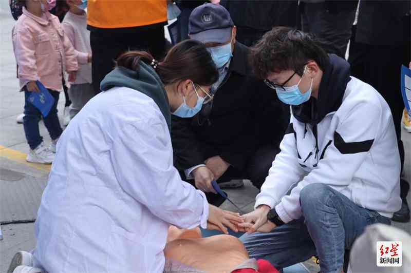 工伤认定与赔偿详解：轻微擦伤是否算工伤及赔偿标准一览