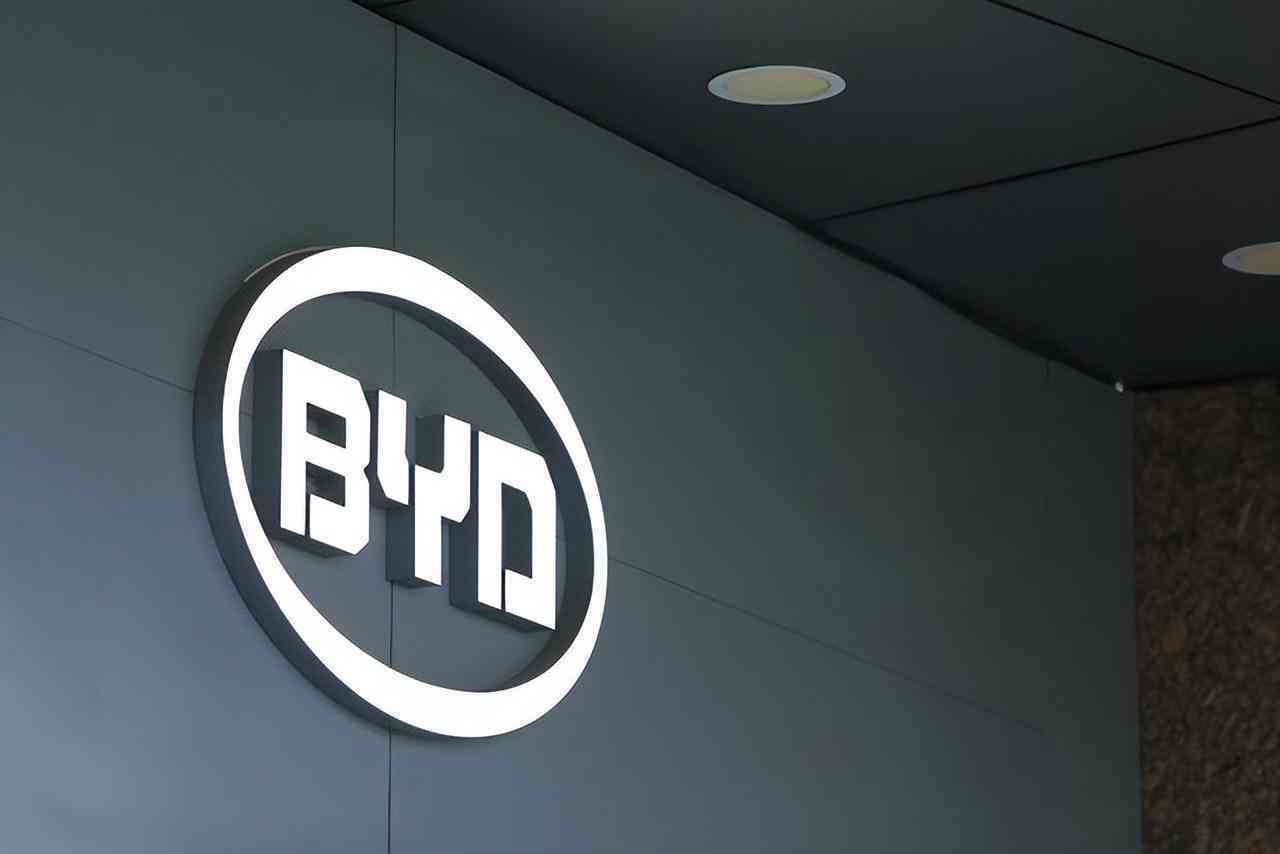 工伤认定决定书样本：撰写指南与示例