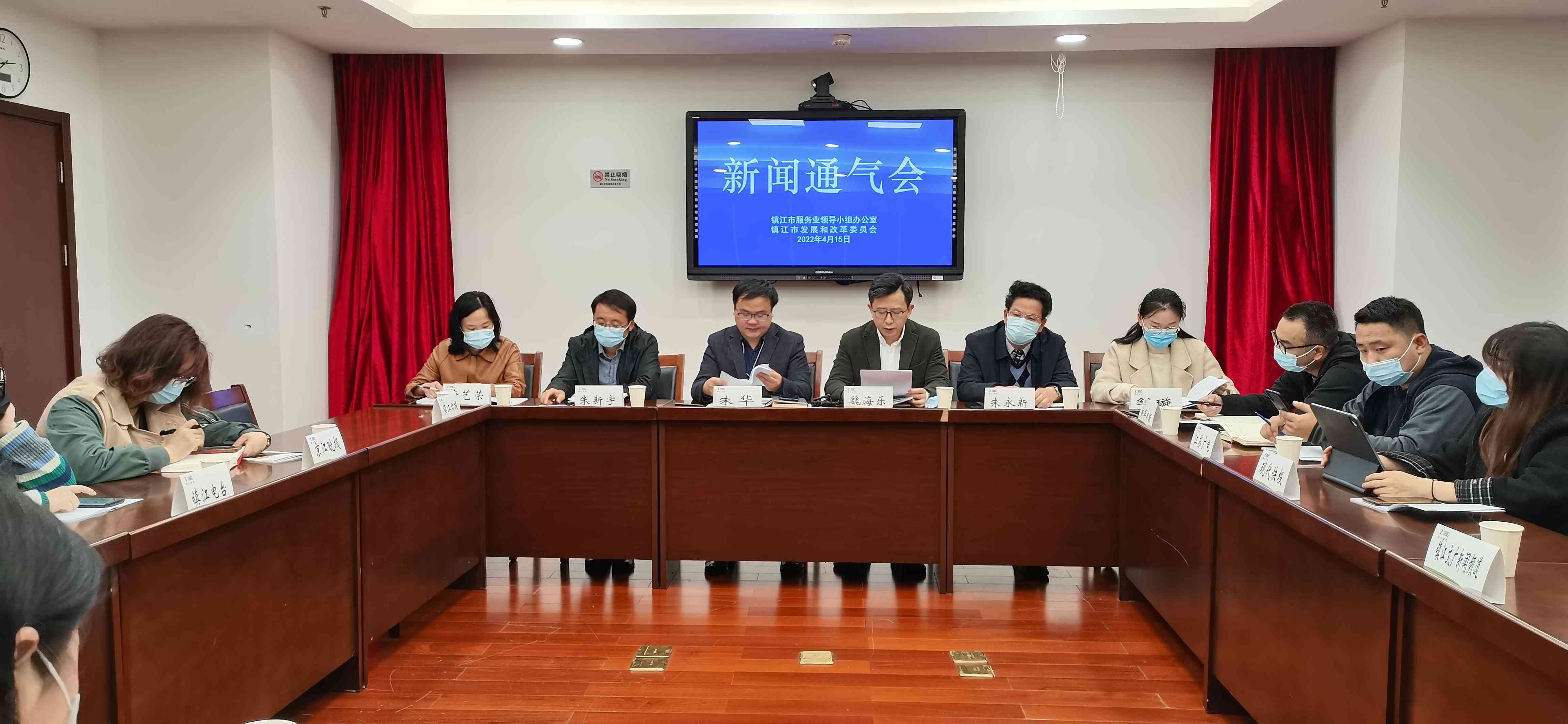 旅游伤亡能认定工伤吗及受伤赔偿标准与工伤界定