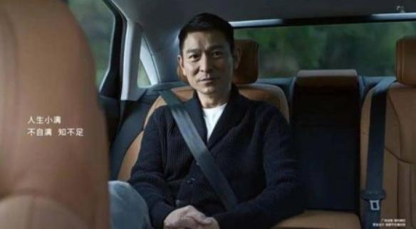 如何用AI把文案避免查重：高效改写与创新技巧解析