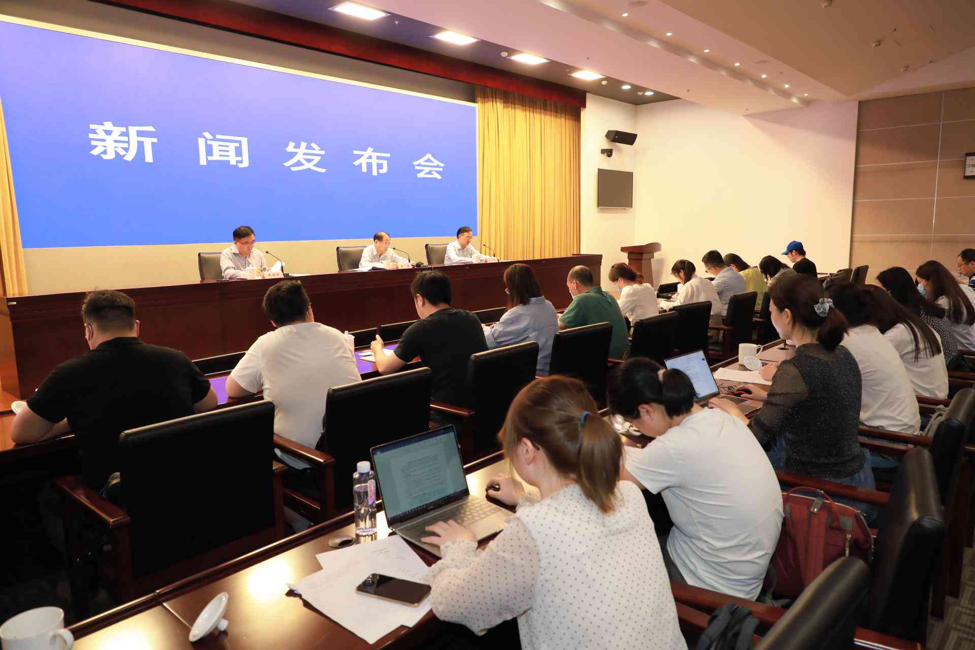 日结临时工伤怎么赔偿工资及工伤处理办法