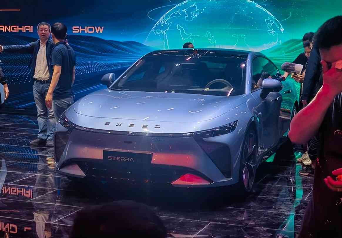 智能小艺AI：全功能大模型作业助手软件