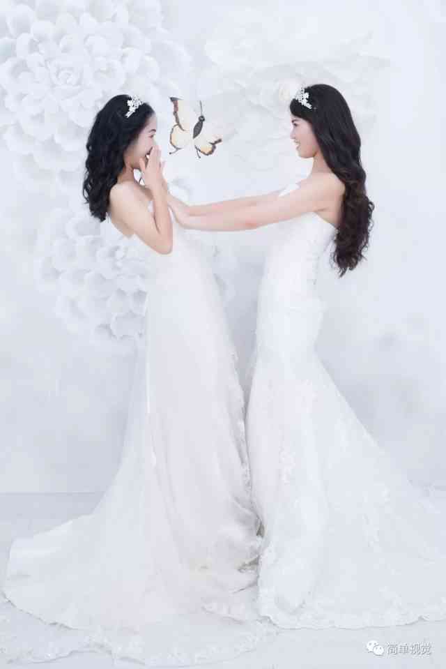 与姐妹共赴浪漫之约：携手拍摄独特婚纱故事