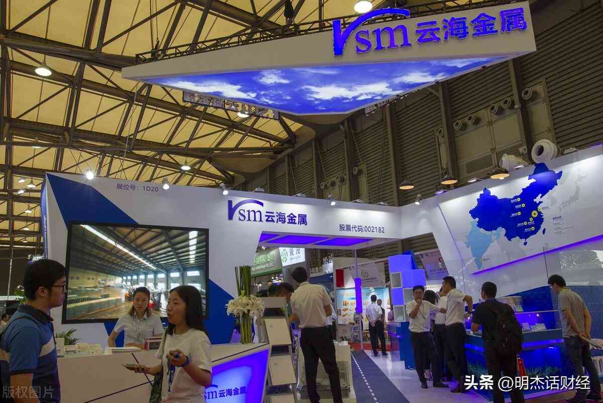 融入核心价值：打造独特简介范文指南