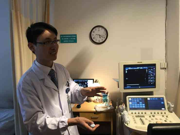 '智能辅助：利用人工智能技术加速游戏内容创作与优化'