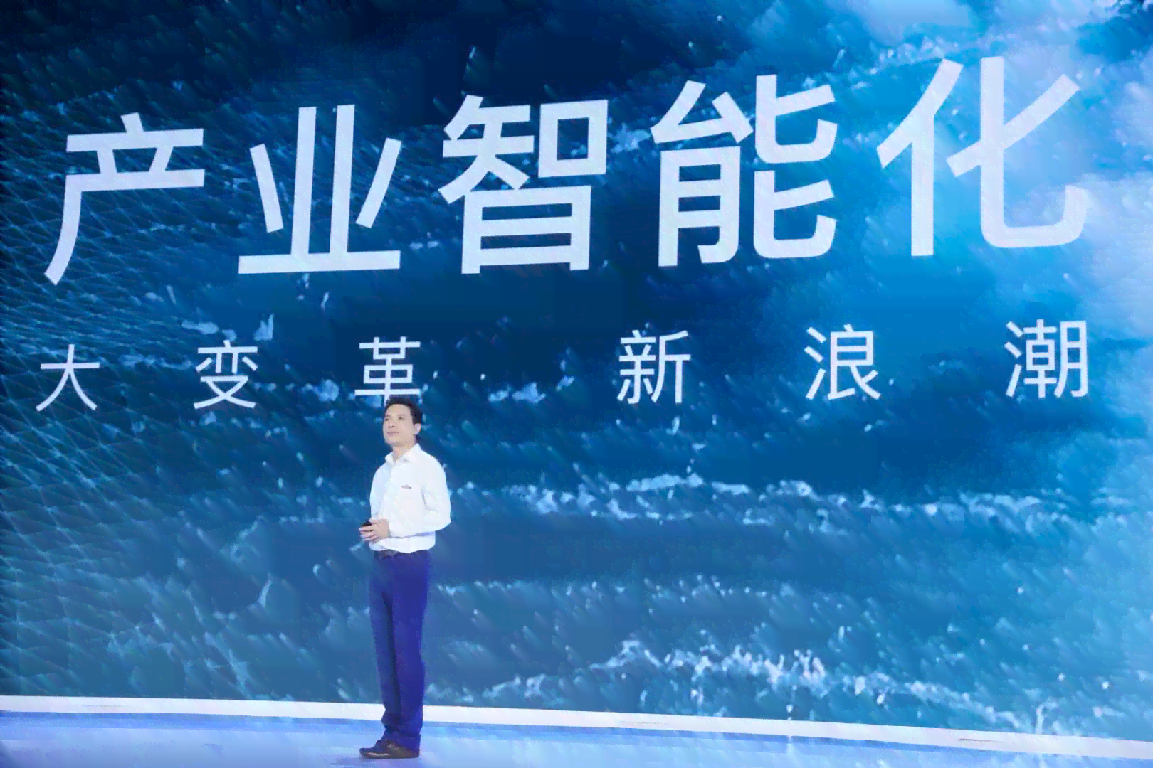 智能化解锁传新境界：文案、说说、传语一网打尽！