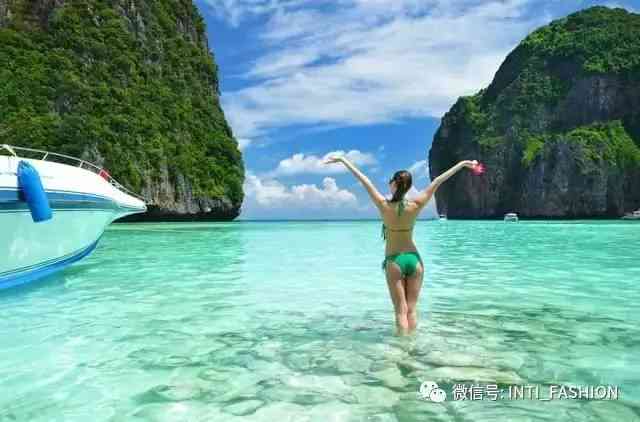 探寻海岛之美：精选朋友圈晒图精美文案