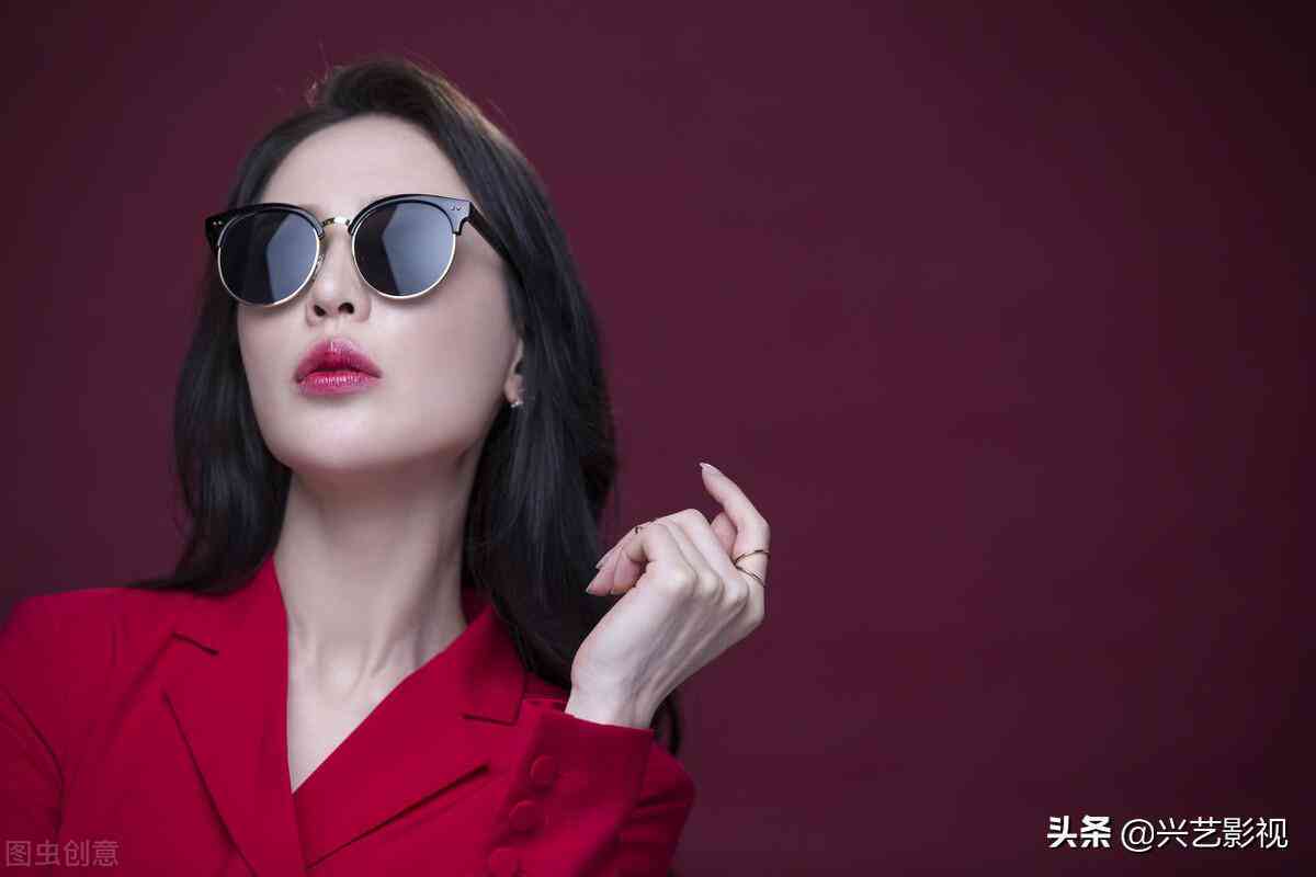 爆笑文字配音脚本：全面覆幽默配音、搞笑旁白及喜剧声音特效解决方案