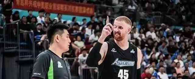 违法行为触发法律责任追究
