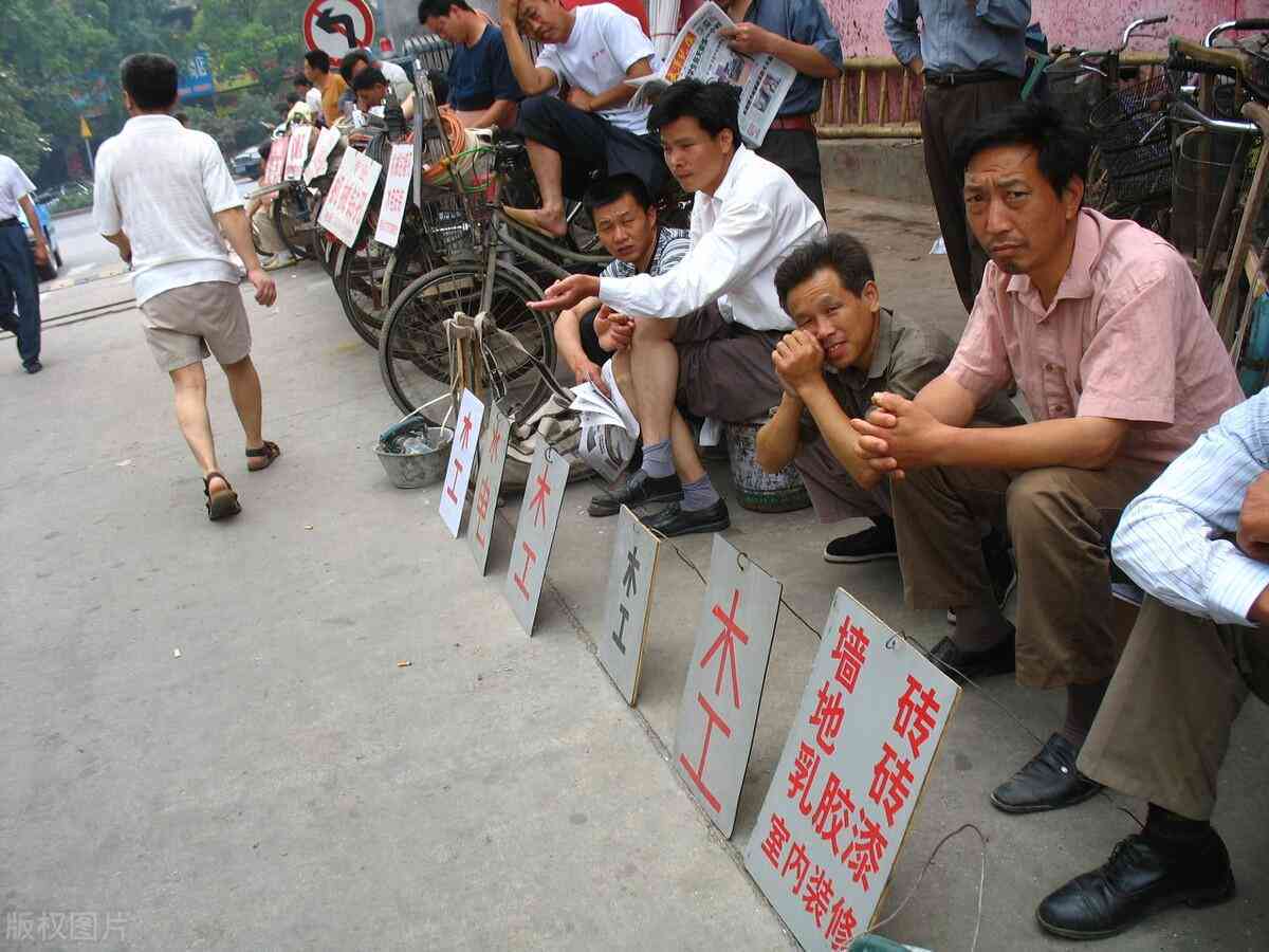 朋友在工地帮忙受伤，雇主与个人责任解析及法律     指南