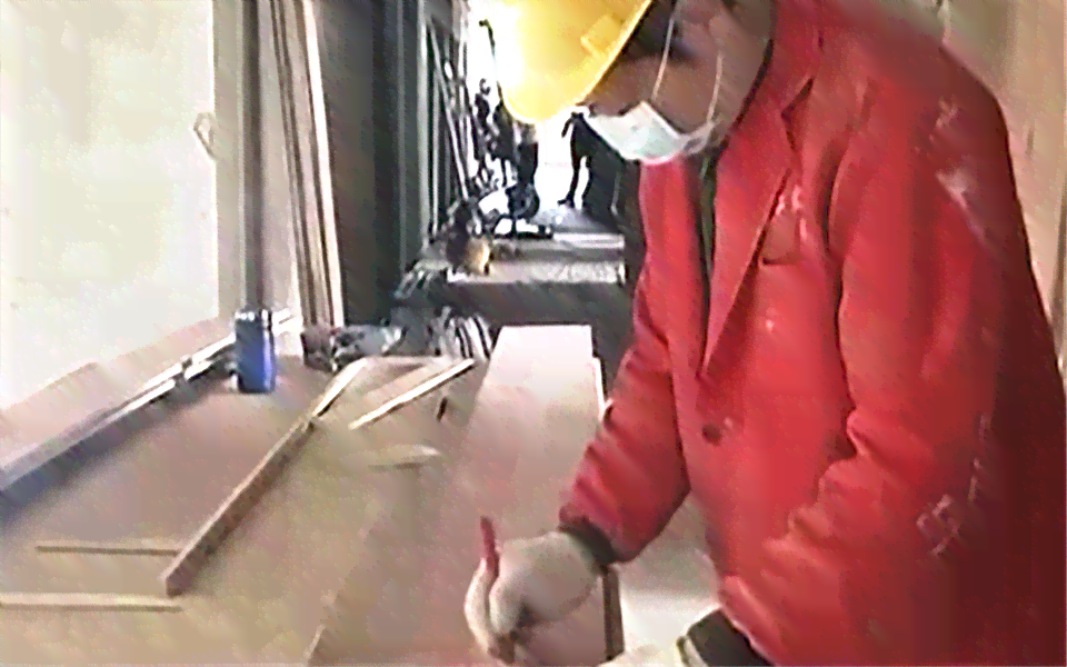 业主面对木工工受伤，责任划分与赔偿解析