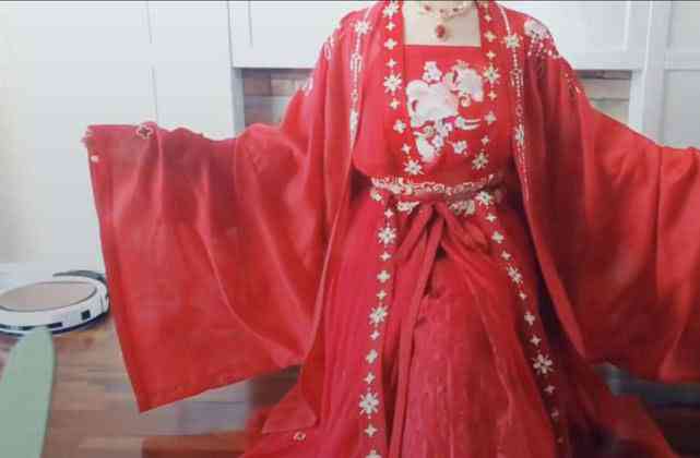 汉服婚纱文案：简短押韵短语合集与拍摄灵感短句