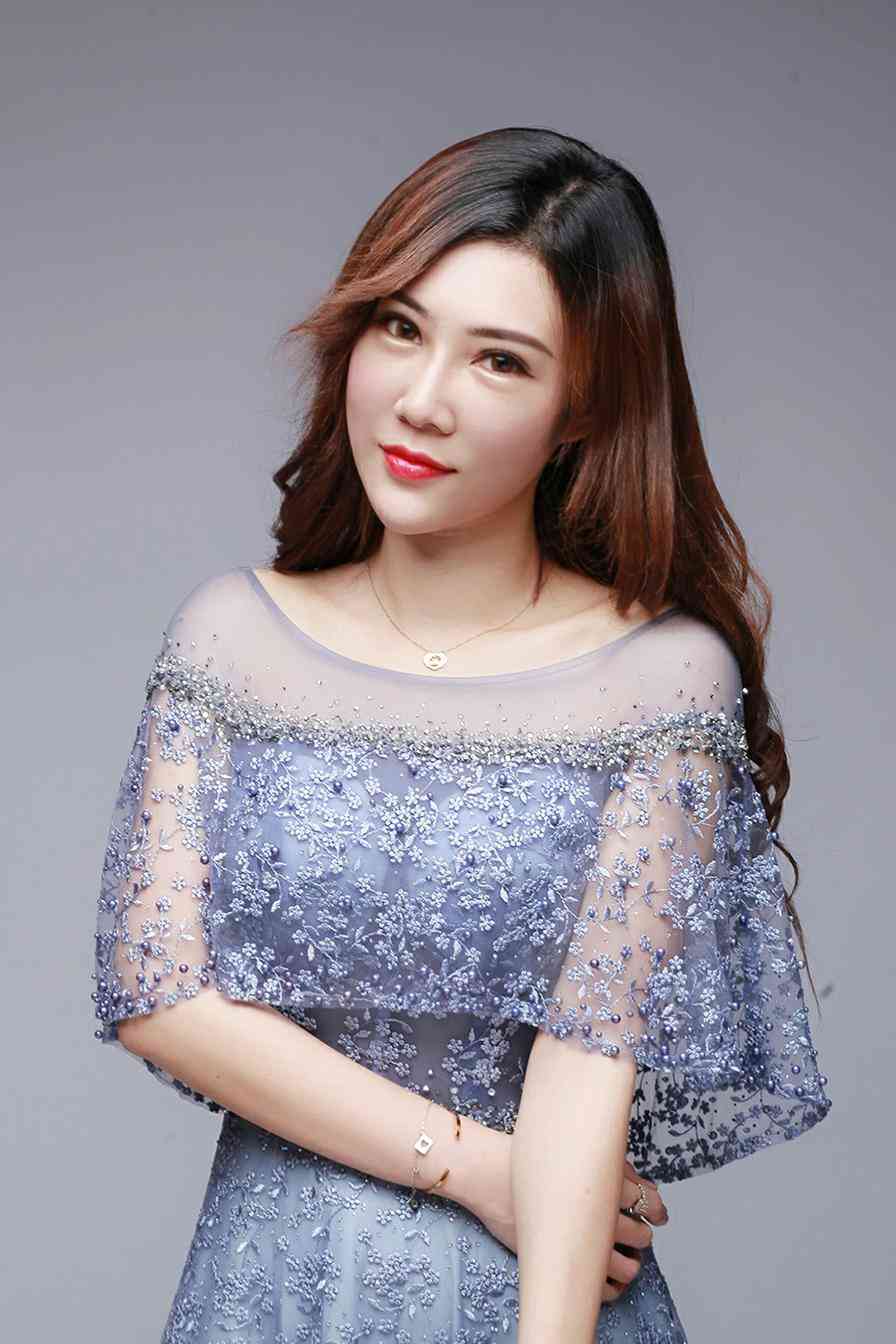 美的AI面试报告怎么写：完整撰写指南与注意事项