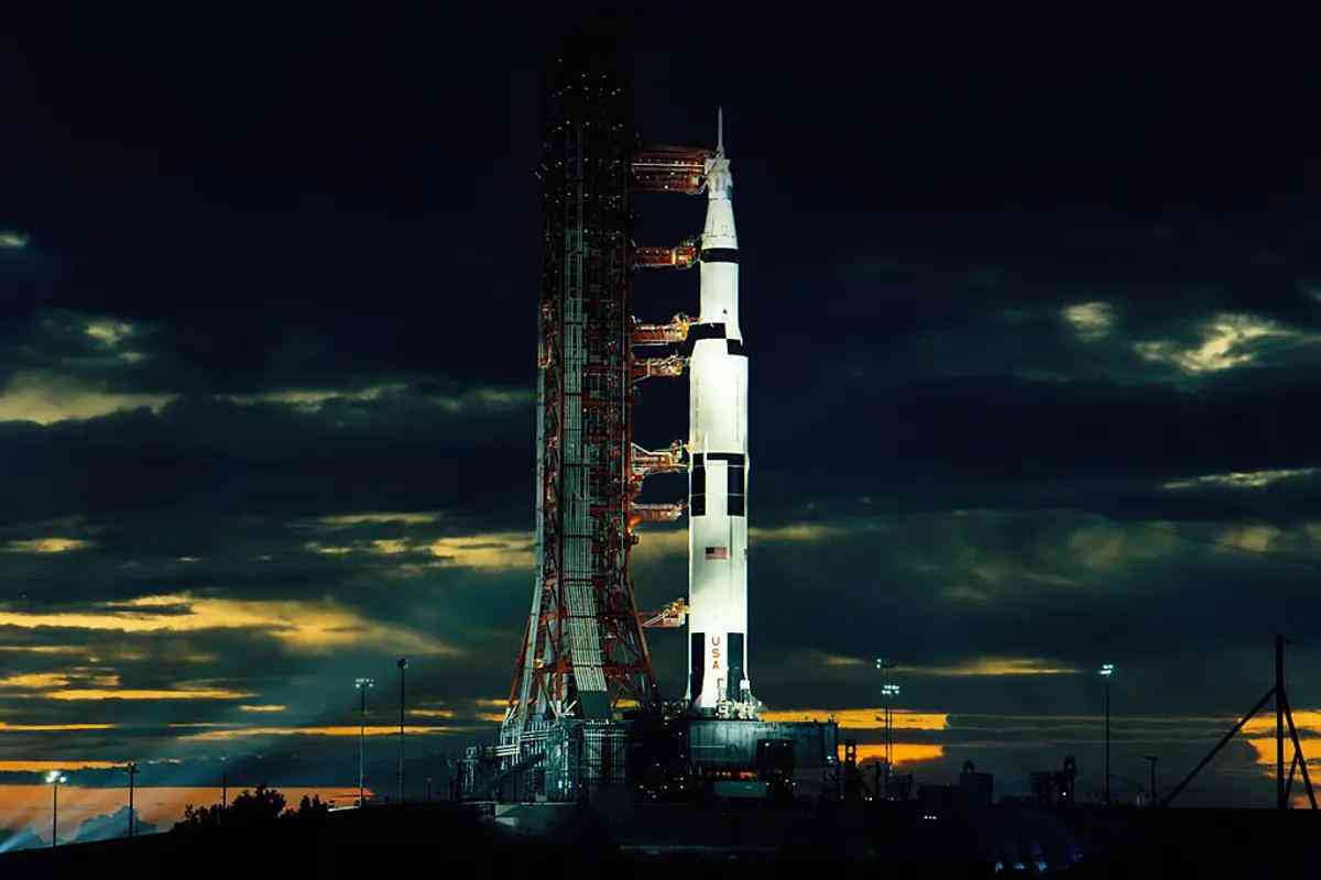 登月ai分析报告pdf：数据、疑点、NASA解释、影像及人员现状深度剖析