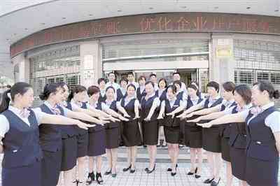 智能客服新篇章：AI技术赋能下的行业革新与千亿市场前景展望