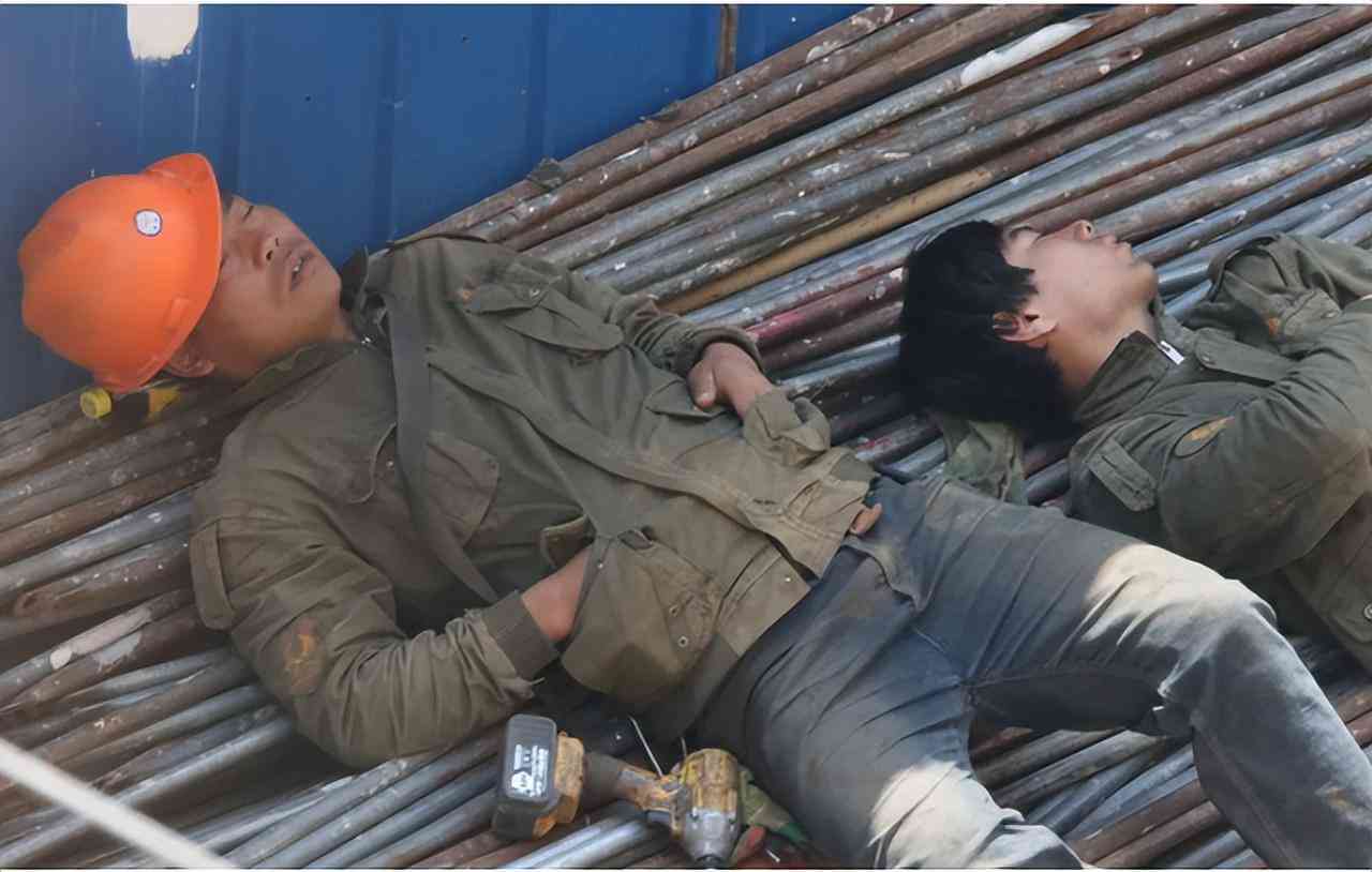 在工受伤的民工补偿金标准：每日赔偿金额是多少？