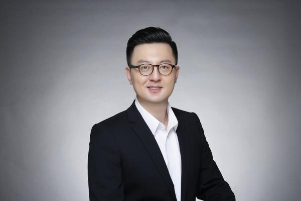 AI写作文质量评估：揭秘漏洞、优势与改进空间