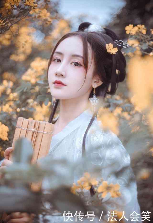 精选古风美女文艺短句：清新脱俗、意境悠远，全面满足文艺爱好者搜索需求